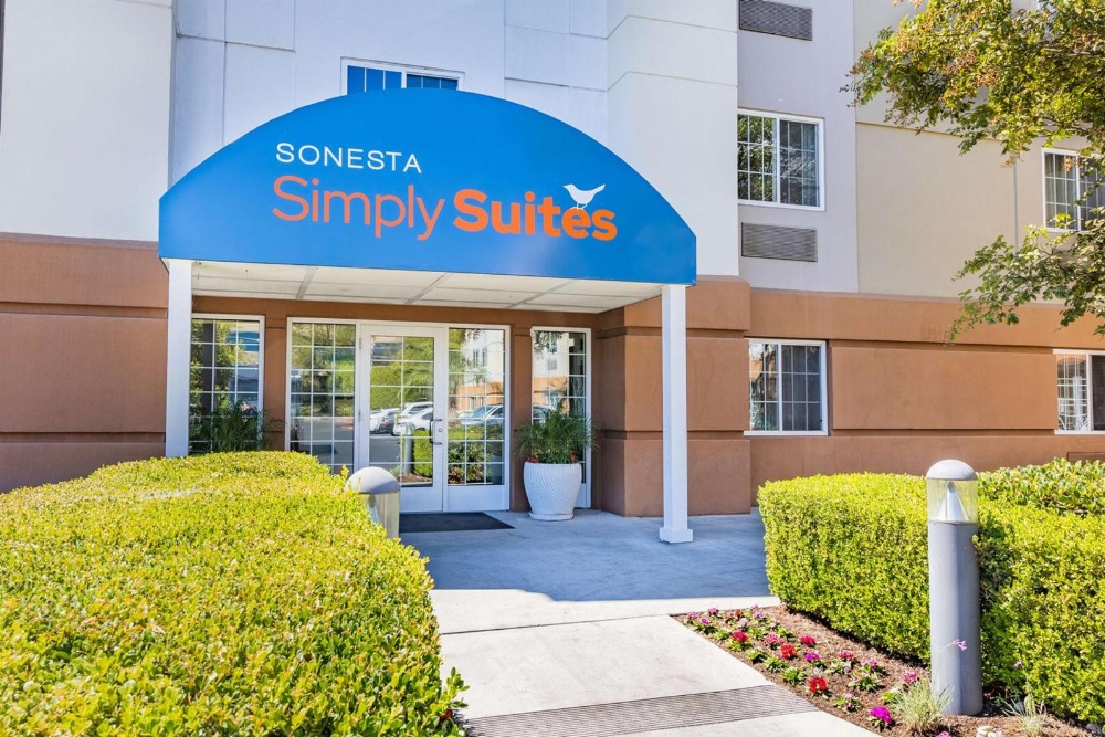 Sonesta Simply Suites Denver West Federal Center Main image